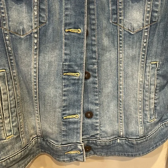 Levi’s Jean jacket - Picture 3 of 6